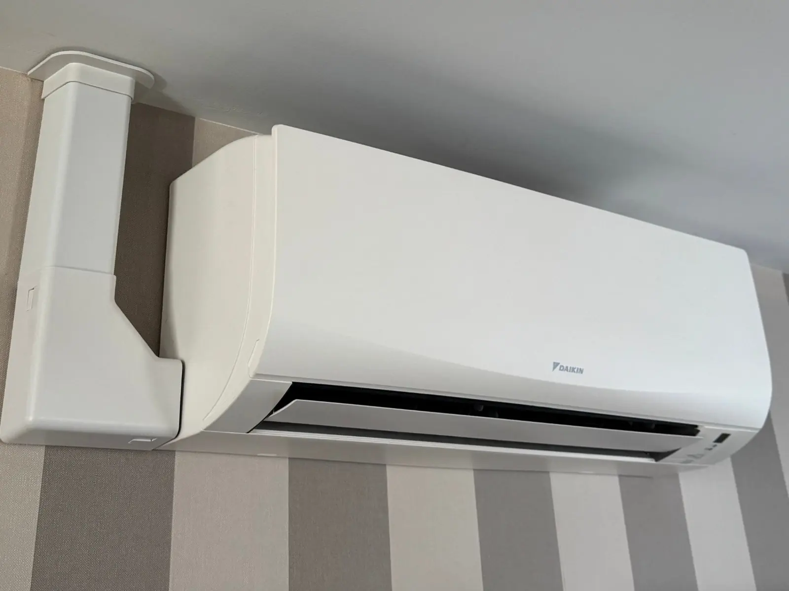 Climatisation murale Daikin posée par Mamady